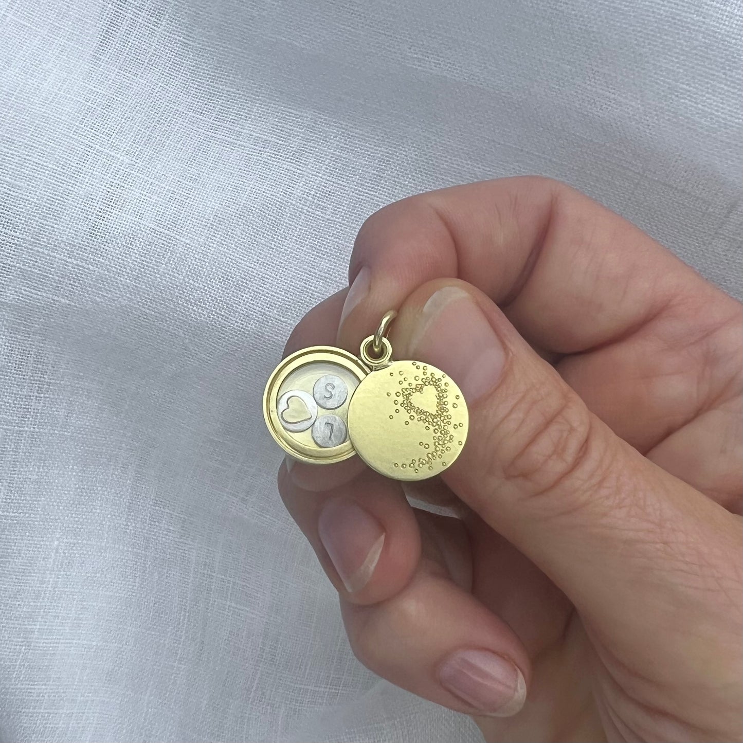 Glas Medaillon Gold zum Befüllen mit Herz