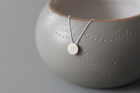 minimalist heart pendant necklace in sterling silver