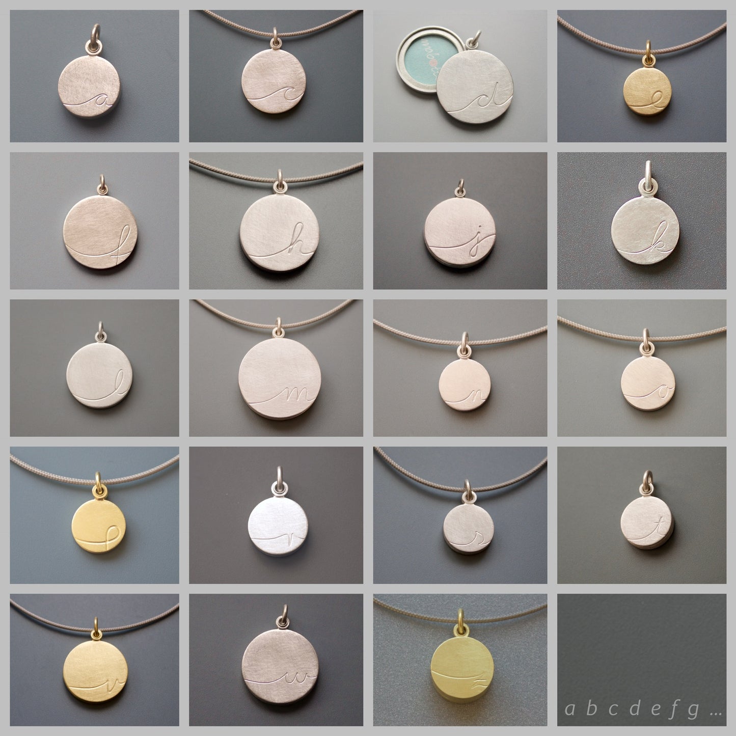 modernes Fotomedaillon aus Sterling Silber mit Wunschinitiale