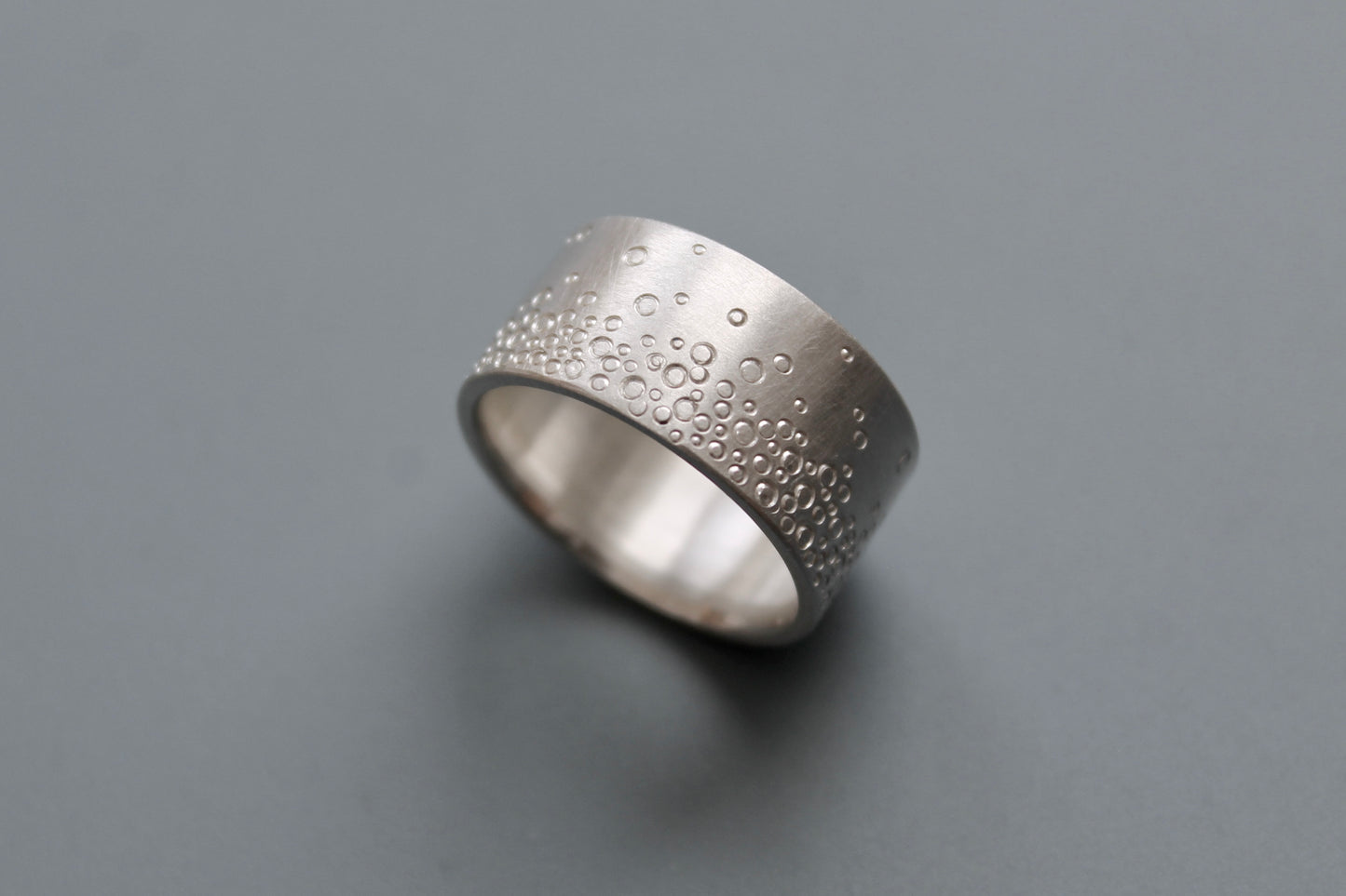 unisex Bandring aus Sterling Silber mit Luftblasen