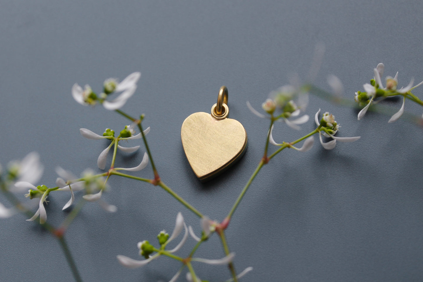 elegantes Herzmedaillon für ein Foto aus 750/000 Gold
