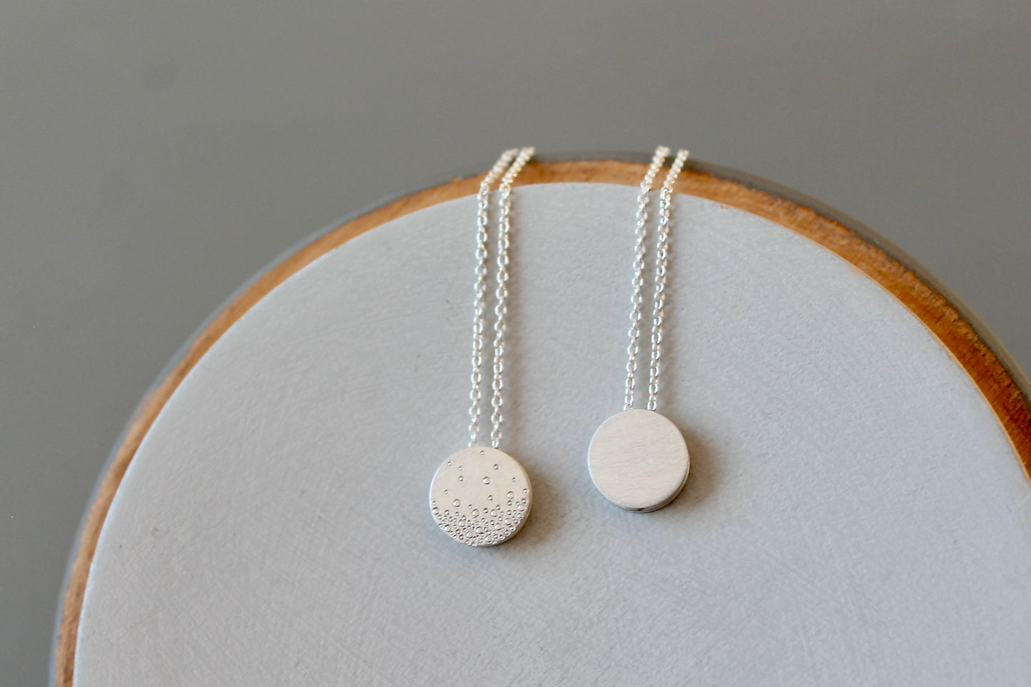 schlichte Anhängerkette aus Sterling Silber mit Luftblasen Design