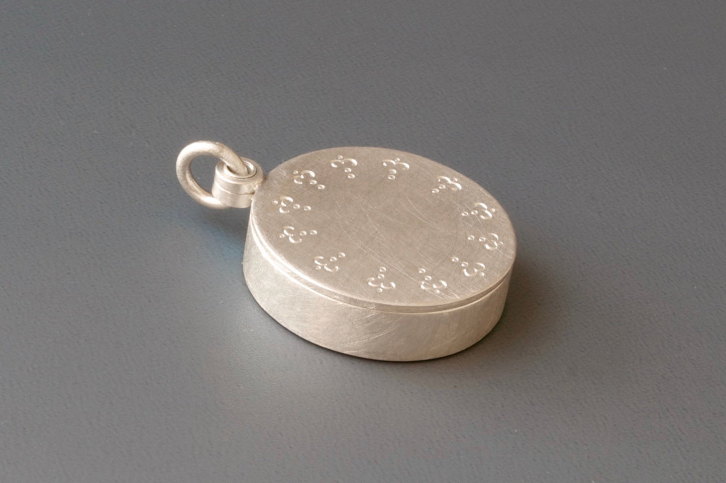 personalisierbares Glas-Medaillon zum Füllen aus 925/000 Silber