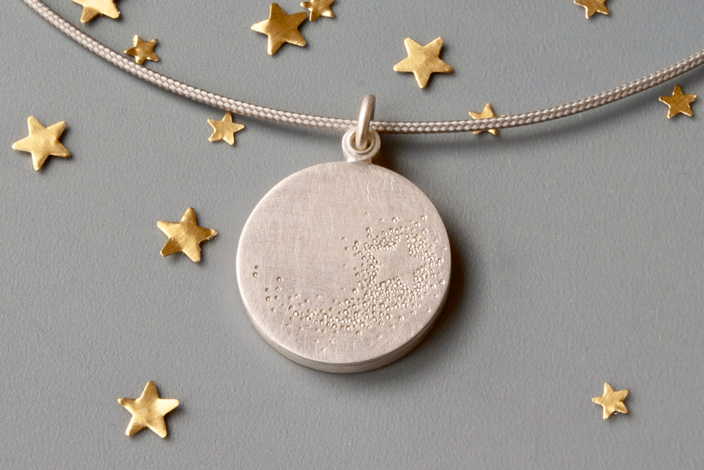 elegantes Foto-Medaillon mit Sternschnuppe aus Sterling Silber