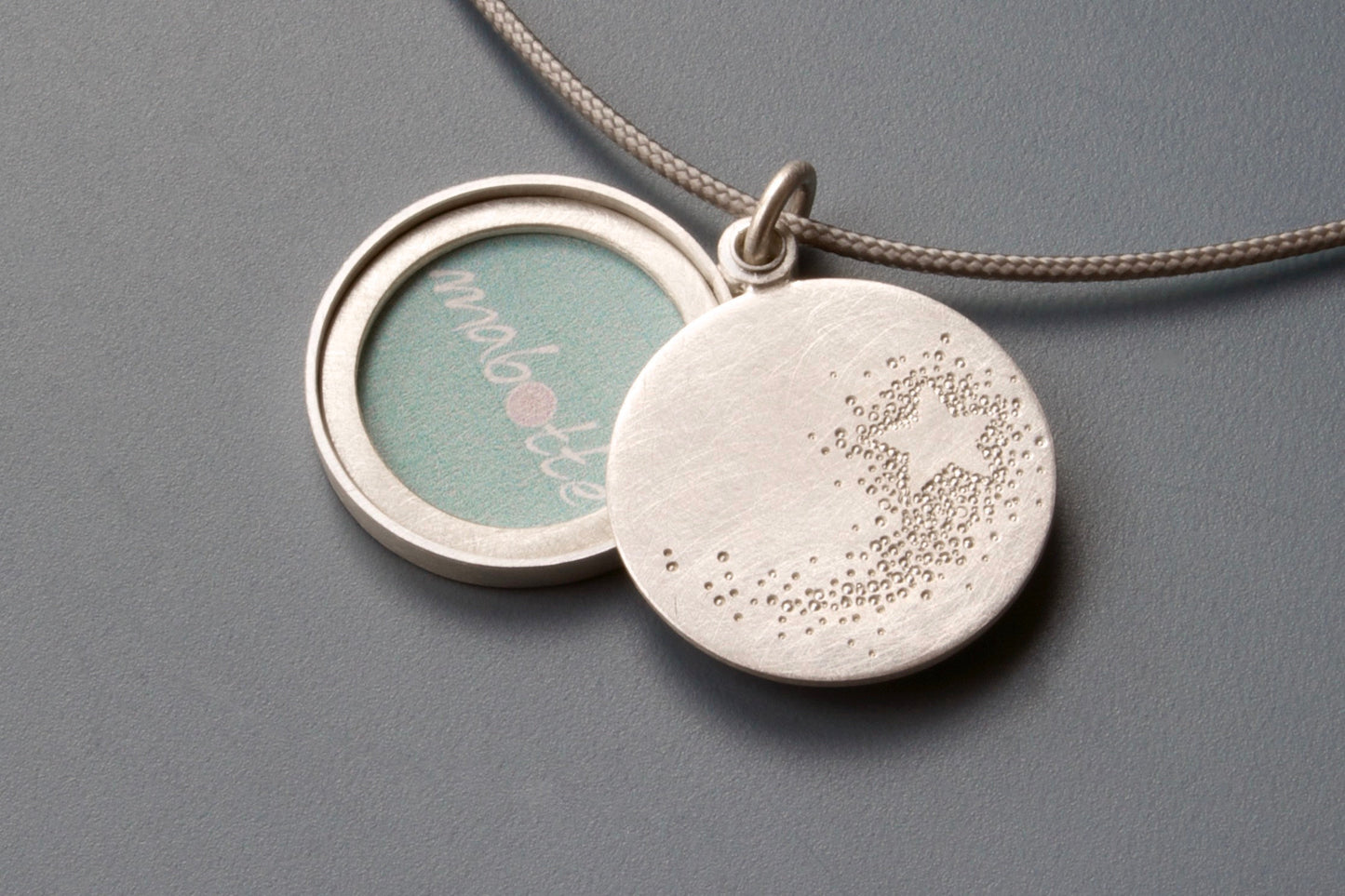 elegantes Foto-Medaillon mit Sternschnuppe aus Sterling Silber