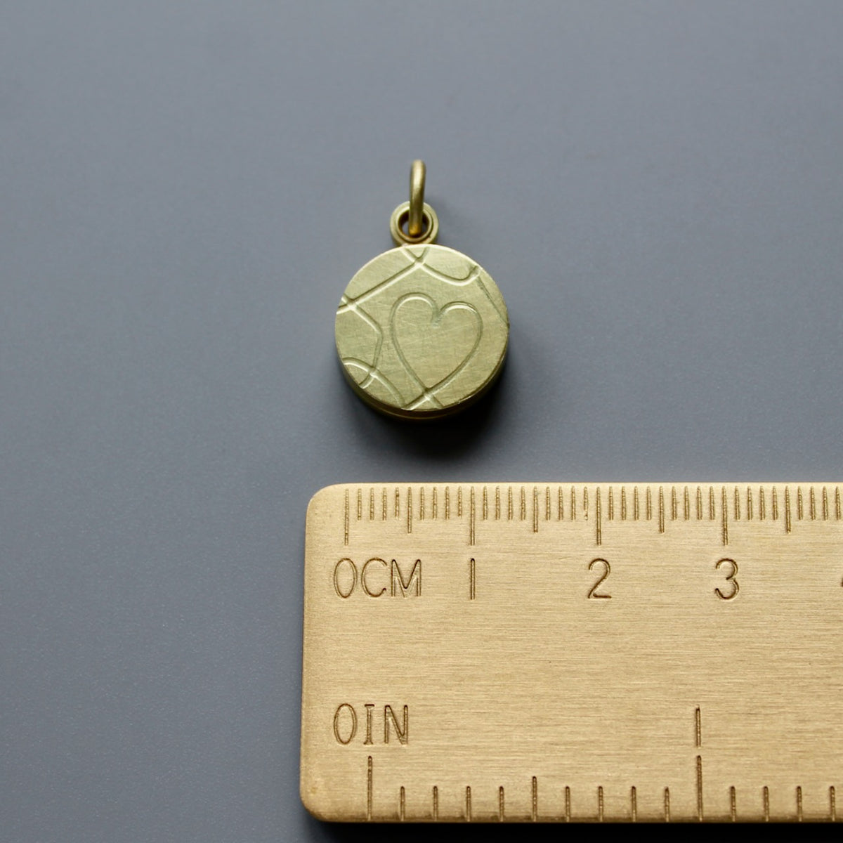 romantic golden love locket for two pictures