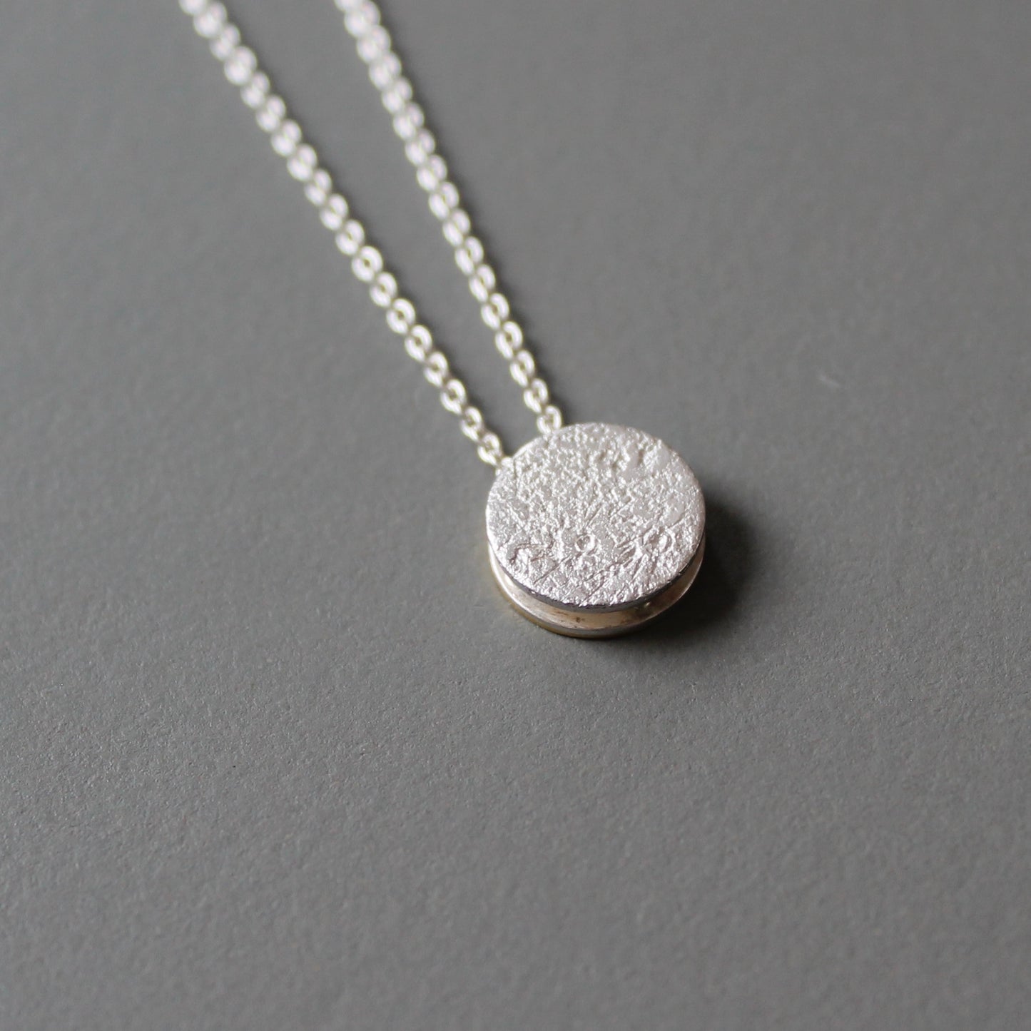 Sonne & Mond Kette mit Anhänger, Wende-Halskette Silber und Gold