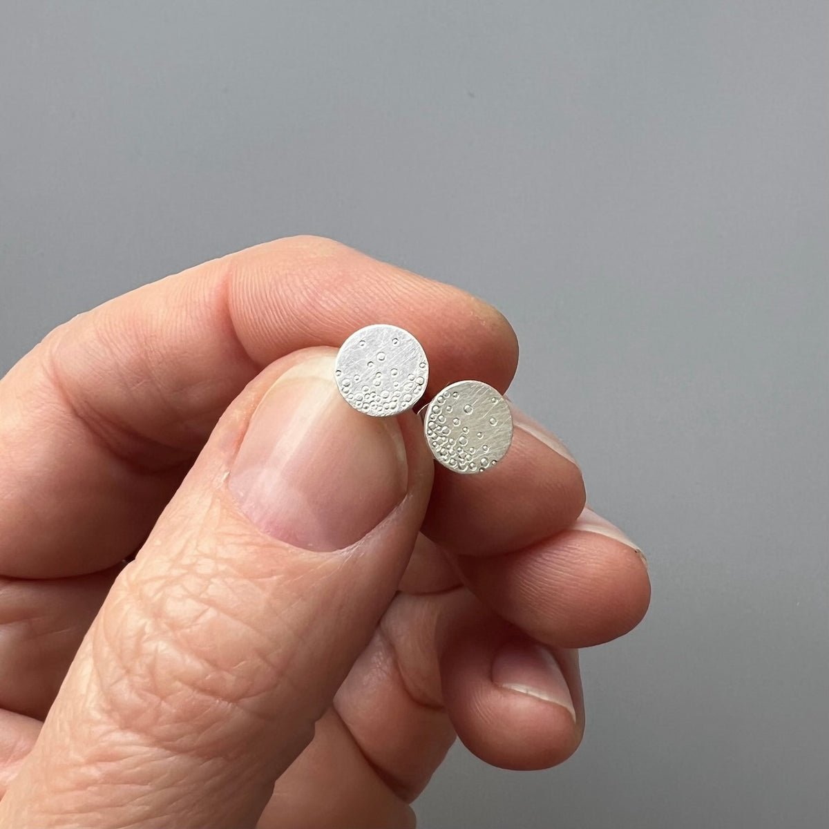 dainty elegant ear studs sterling silver with bubbles design