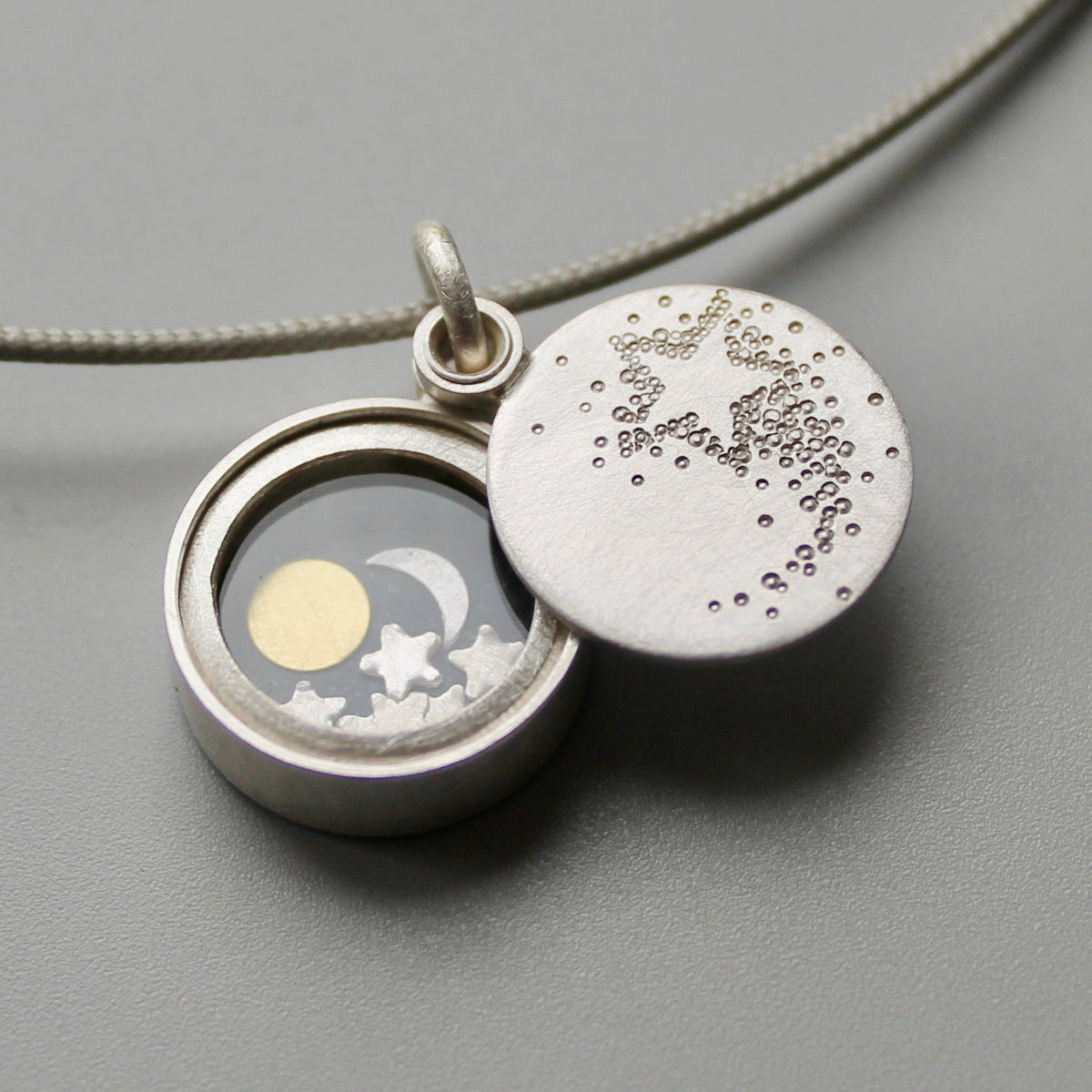 Silver Locket Sun small silver locket Sun Moon and Stars with shooting star locket – mabotte