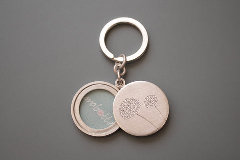 mabotte silver keychain photo locket with dandelions